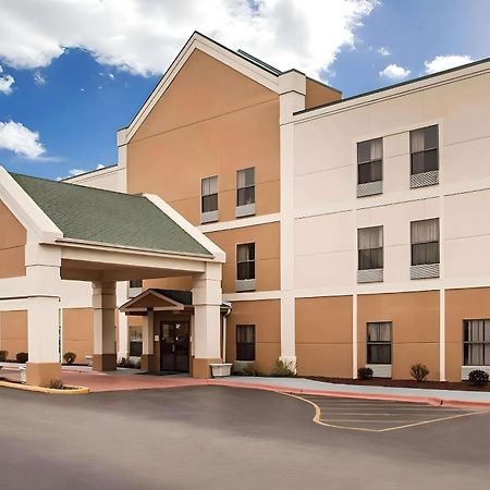 Halsted Inn And Suites Harvey - Chicago Southland エクステリア 写真